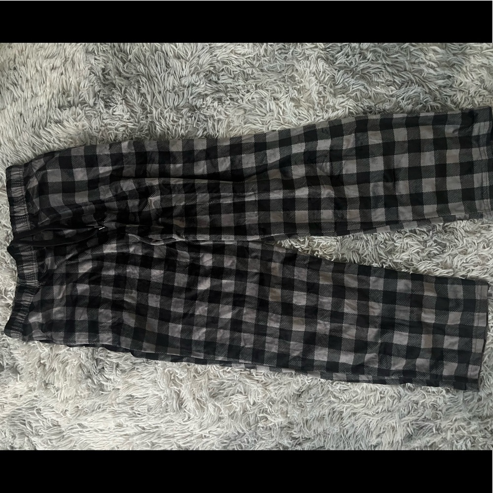 Men’s pajama pants